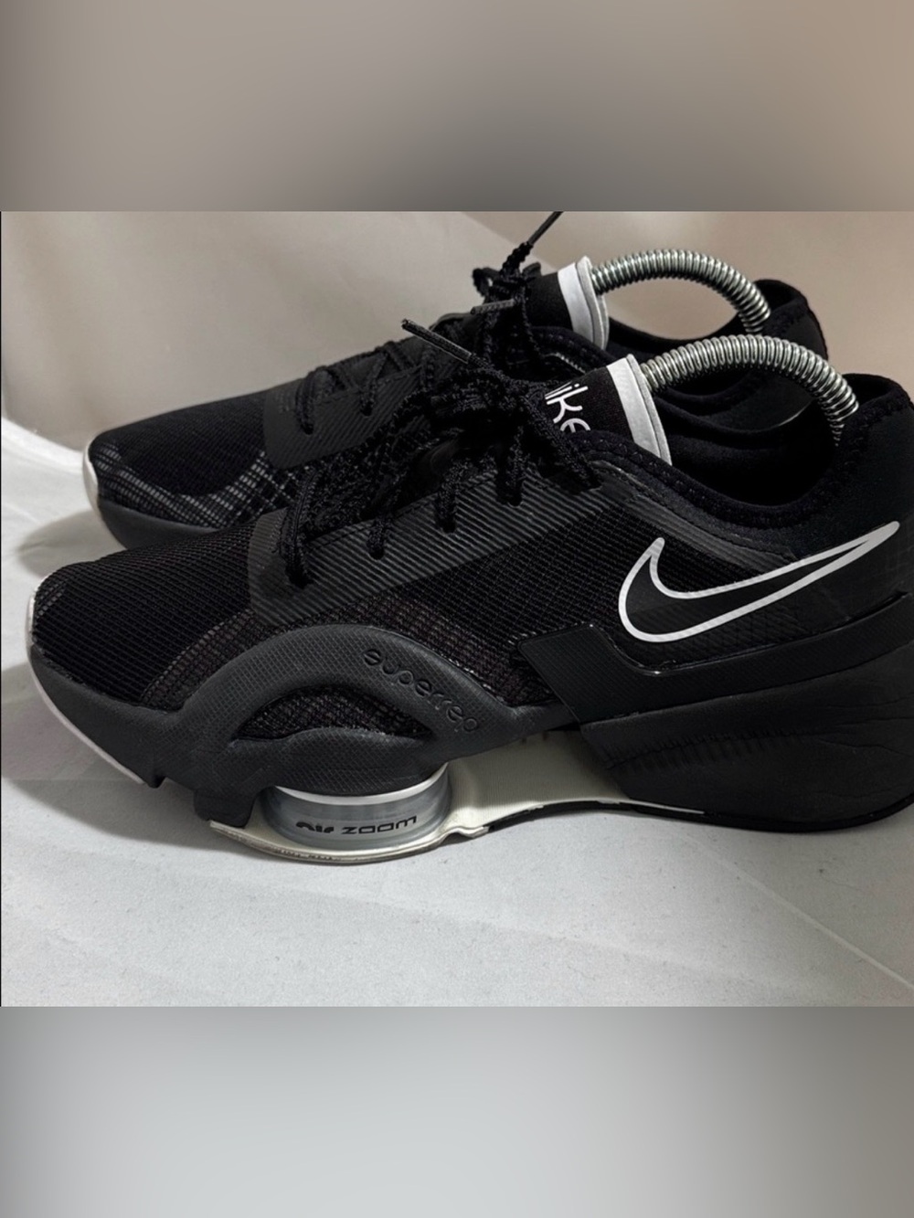 Nike women Black and White Air Zoom Sneaker